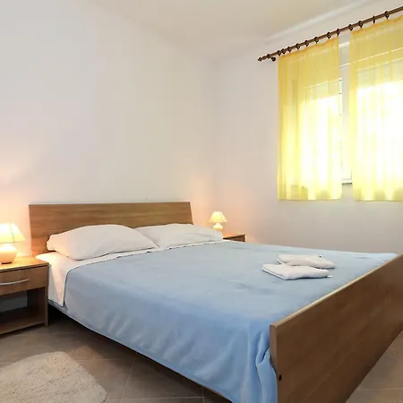Apartment Apartments Andelo Vlasici